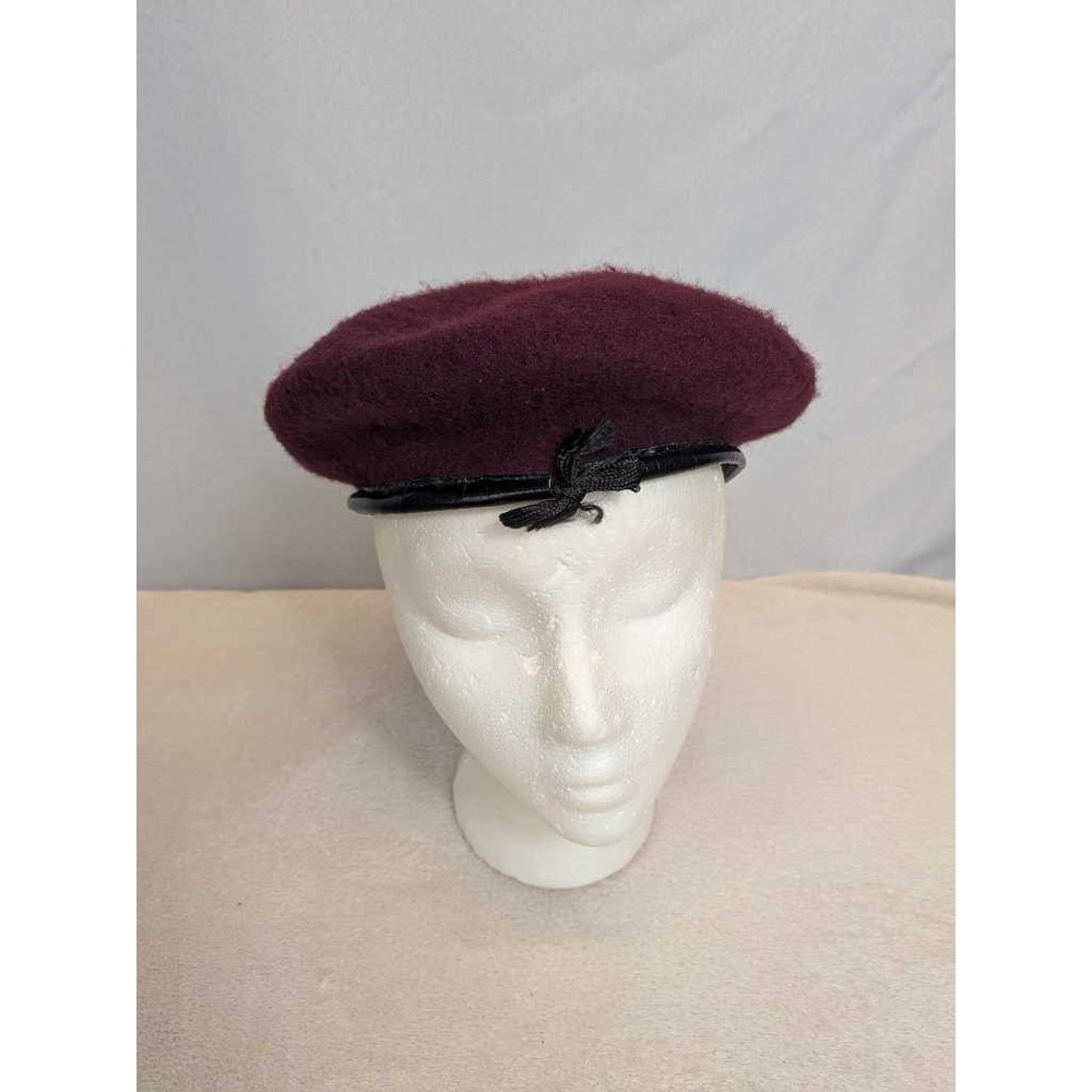 Laine Beret 100%‎ Wool Red Purple Size 7 1/4 Hat Cap Fashion